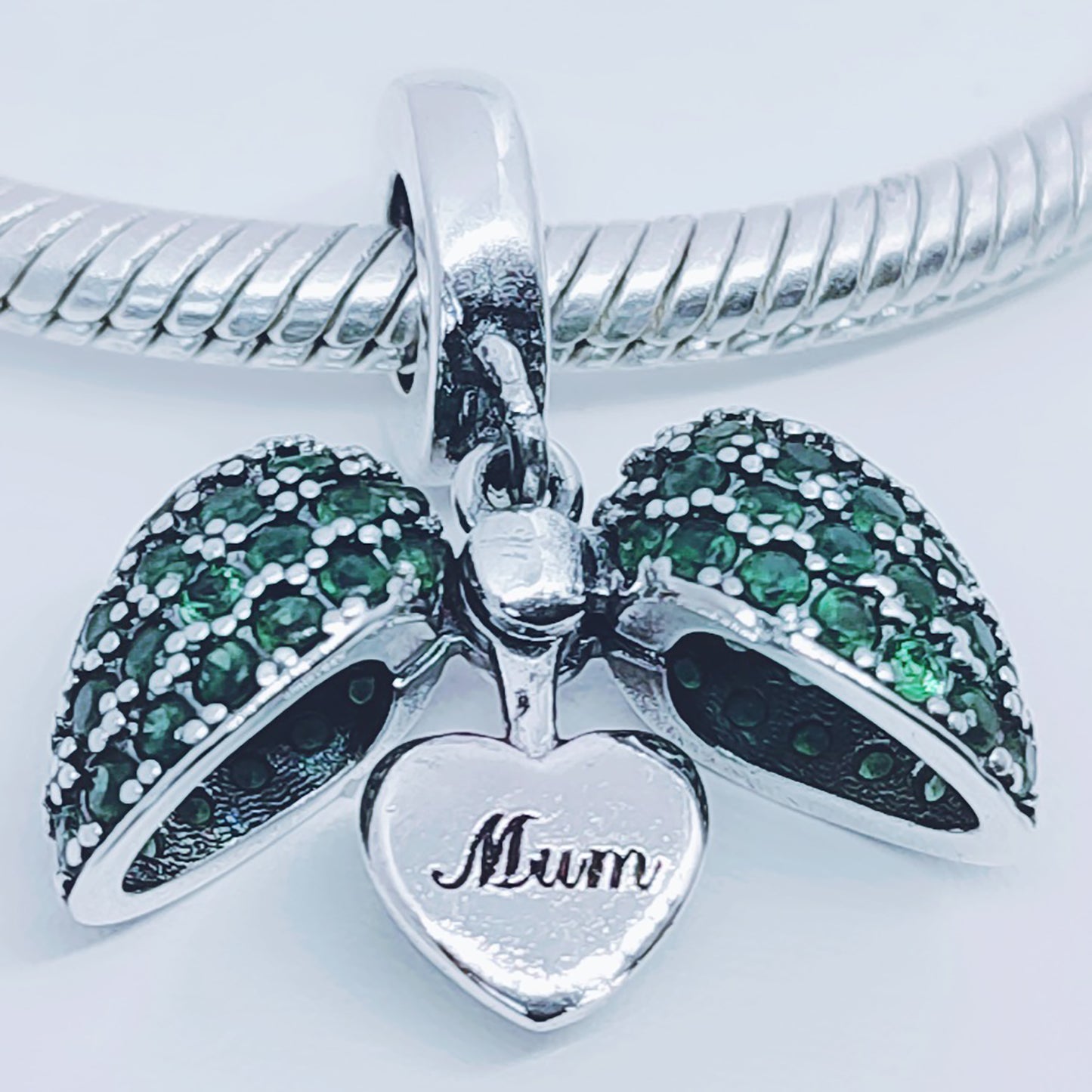 Mum I Love You Heart Necklace. Pendant also fits Pandora Bracelet. Available in 4 colours