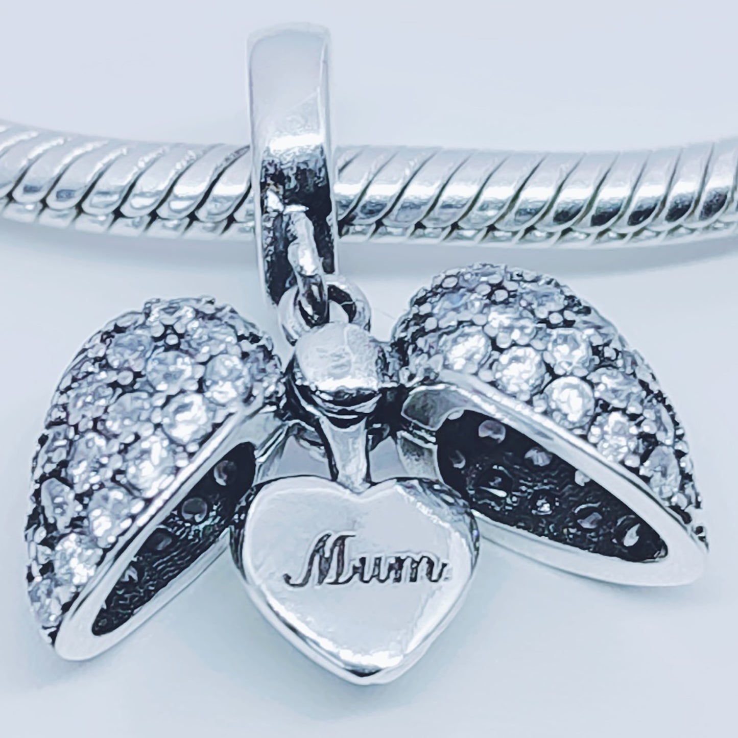 Mum I Love You Heart Necklace. Pendant also fits Pandora Bracelet. Available in 4 colours